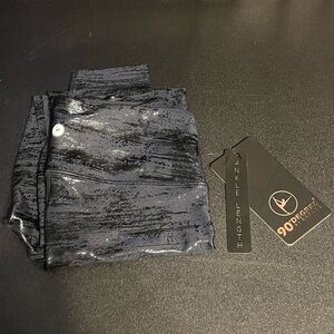 NWT 90 Degree By Reflex Stormy Night Blue Black Ankle Length Leggings
